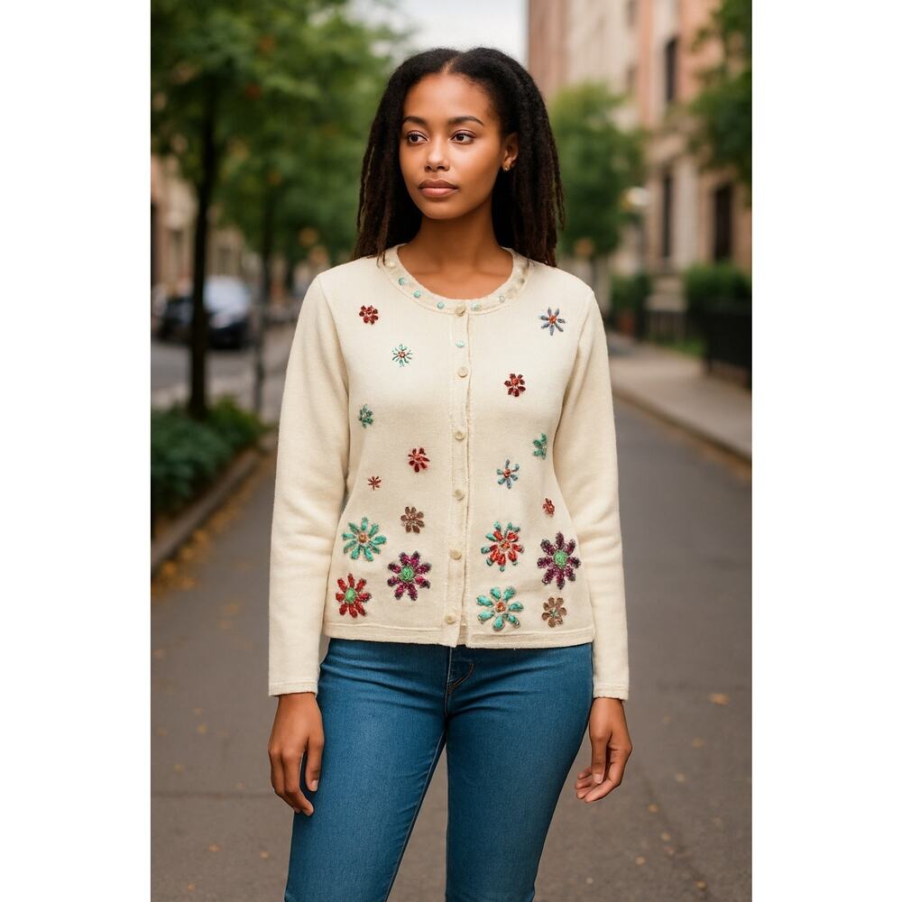 VTG White Stag Cardigan W L Cream Floral Embroidered Button Up Long Sleeve USA